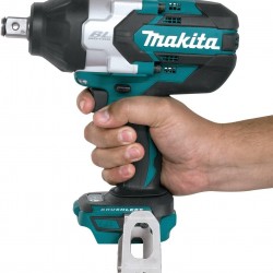 Makita XWT07Z 18V LXT Lithium-Ion Brushless Cordless High Torque 3/4-Inch Sq. Drive Impact Wrench & BL1840B 18V LXT Lithium-Ion 4.0Ah Battery